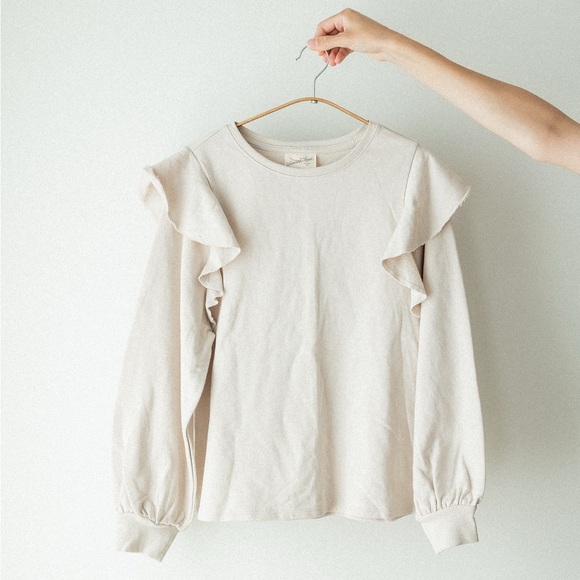NEW Universal Thread Cream Ruffle Blouse - Picture 1 of 5